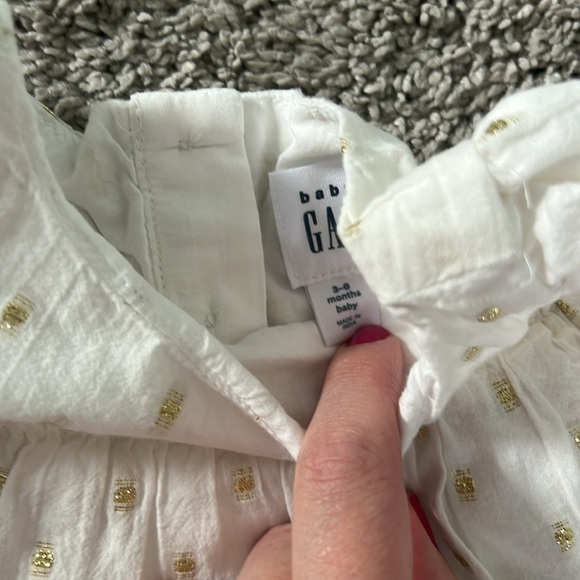 Baby girl GAP outfit bundle - Picture 10 of 11